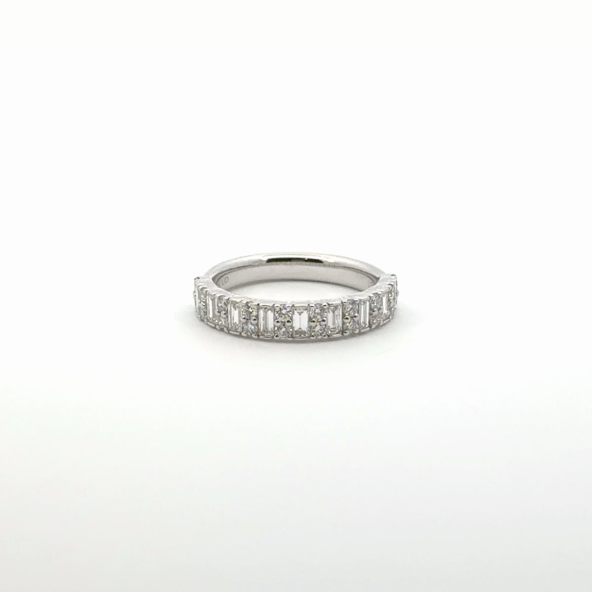 .8 CTW - 29 Stone Lab-Grown Diamond Band